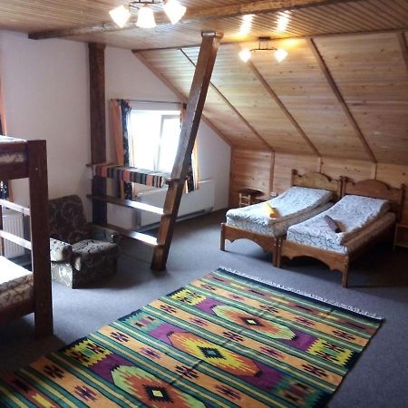 Guest House Mansarda Яремче Екстериор снимка