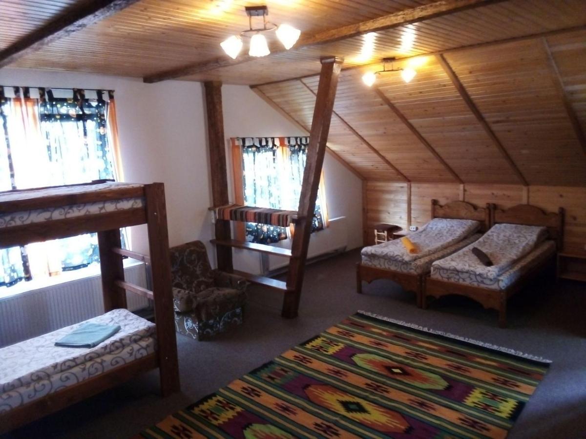 Guest House Mansarda Яремче Екстериор снимка