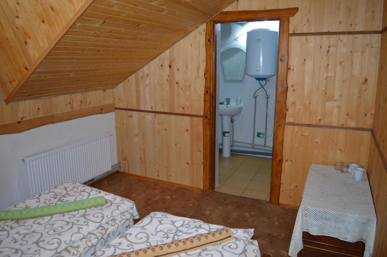 Guest House Mansarda Яремче Екстериор снимка