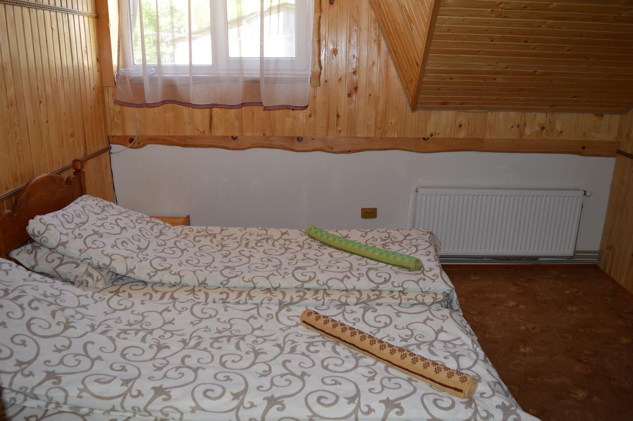 Guest House Mansarda Яремче Екстериор снимка
