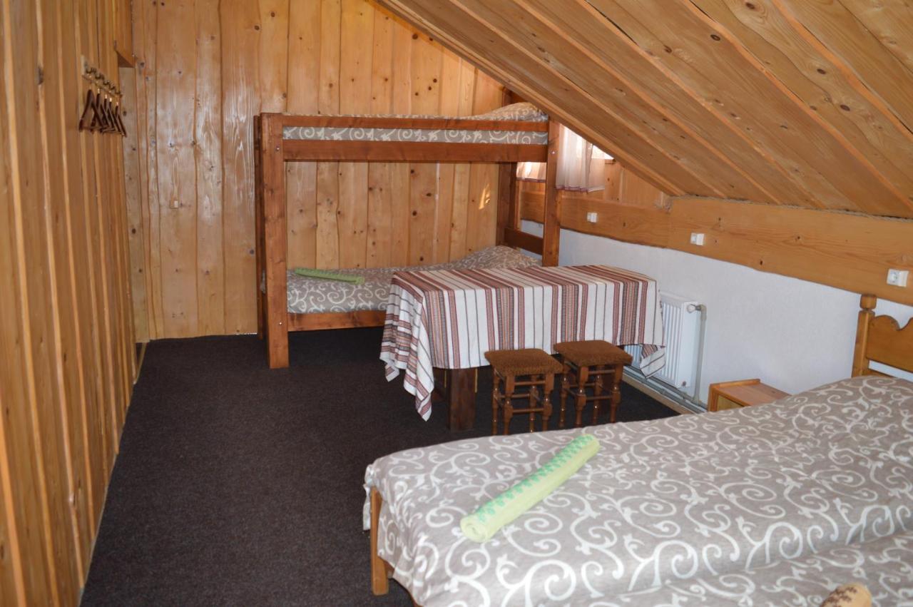 Guest House Mansarda Яремче Екстериор снимка
