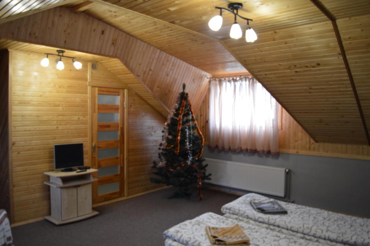 Guest House Mansarda Яремче Екстериор снимка