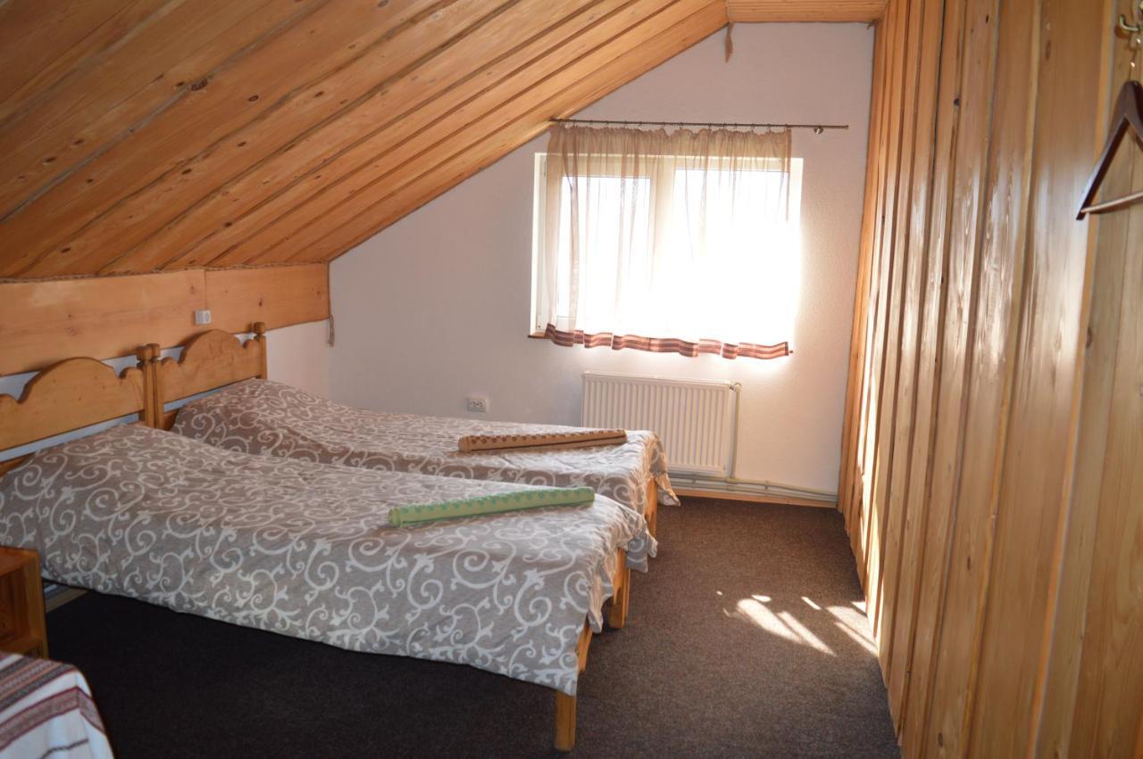 Guest House Mansarda Яремче Екстериор снимка